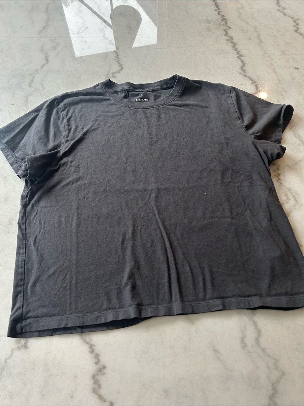 Everlane Short Sleeve Crew Tee in Black
